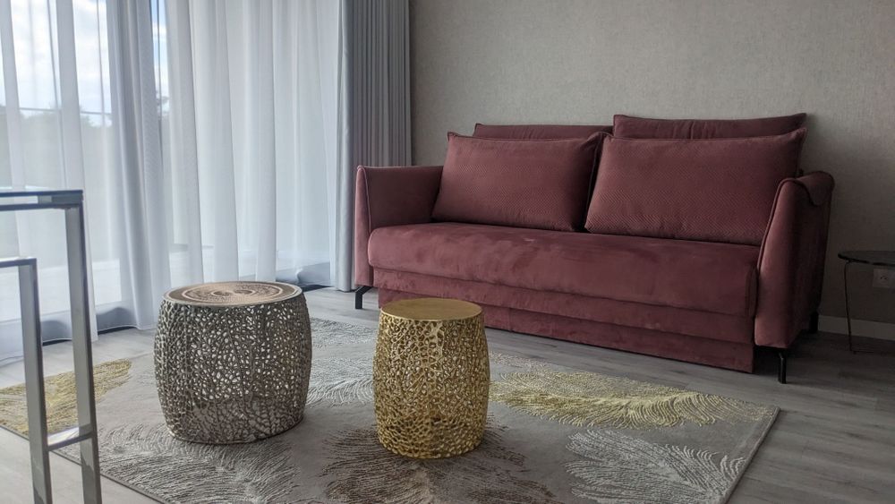 Łóżko NOWE z zagłówkiem i materacem 180x200