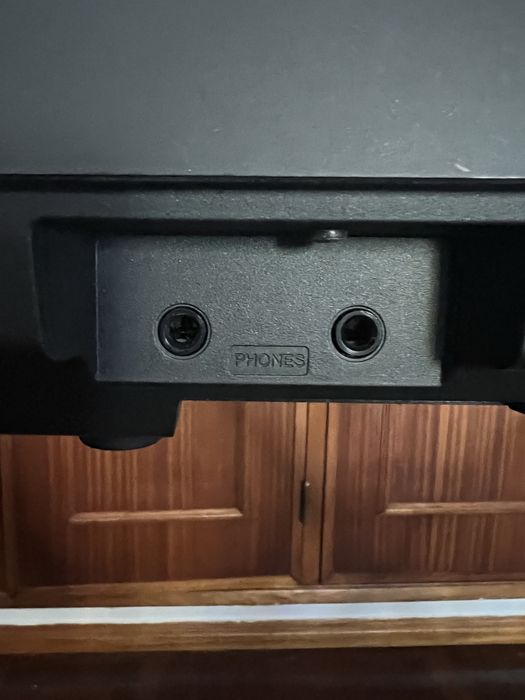 Piano digital Yamaha P-95 (com defeito, ler descrição)