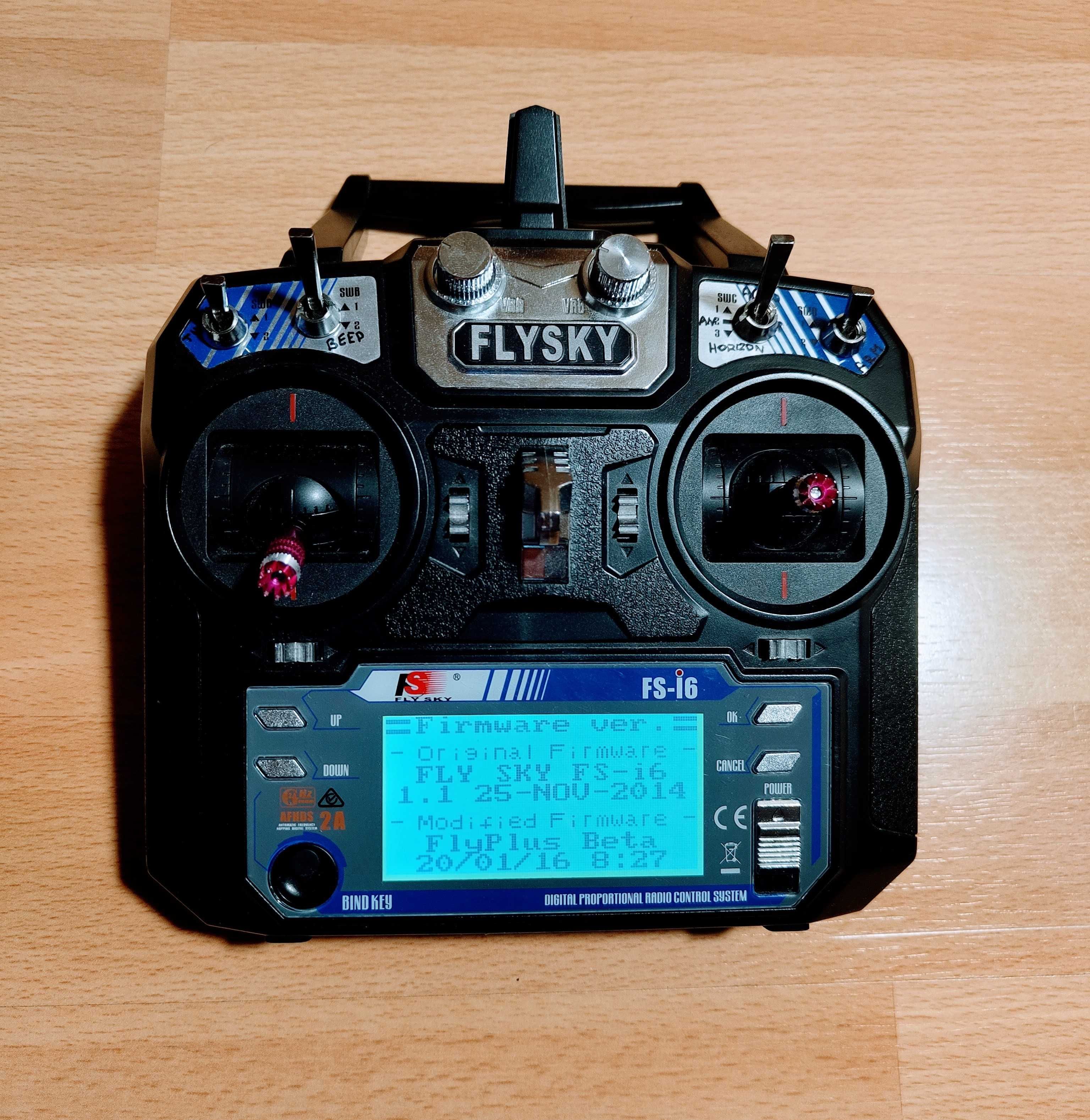 Emax Tinyhawk S + nadajnik FlySky FS-i6 (10 kanałów) + akcesoria