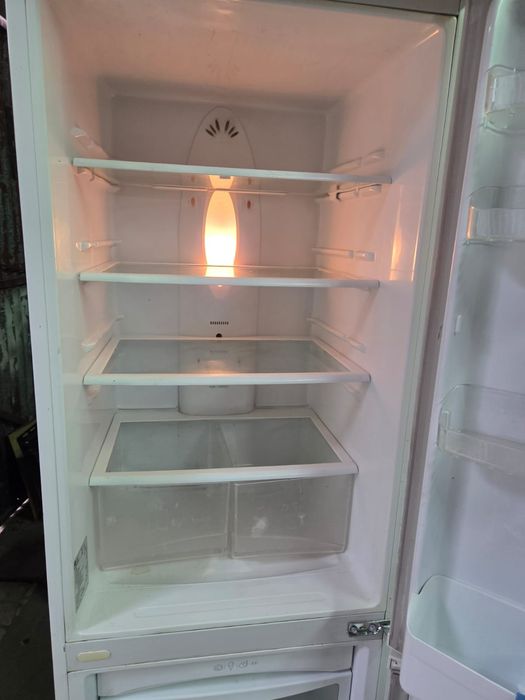 Combinado LG em bom estado