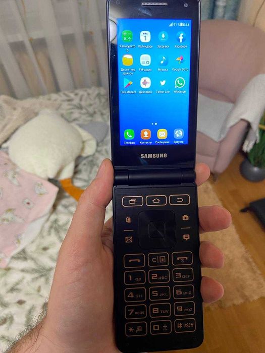 Samsung Galaxy Folder 2 (SM-G1650) 2018 рік космічний напівсенсор