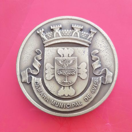 Medalha da Câmara Municipal de Avis - Porta da Vila.