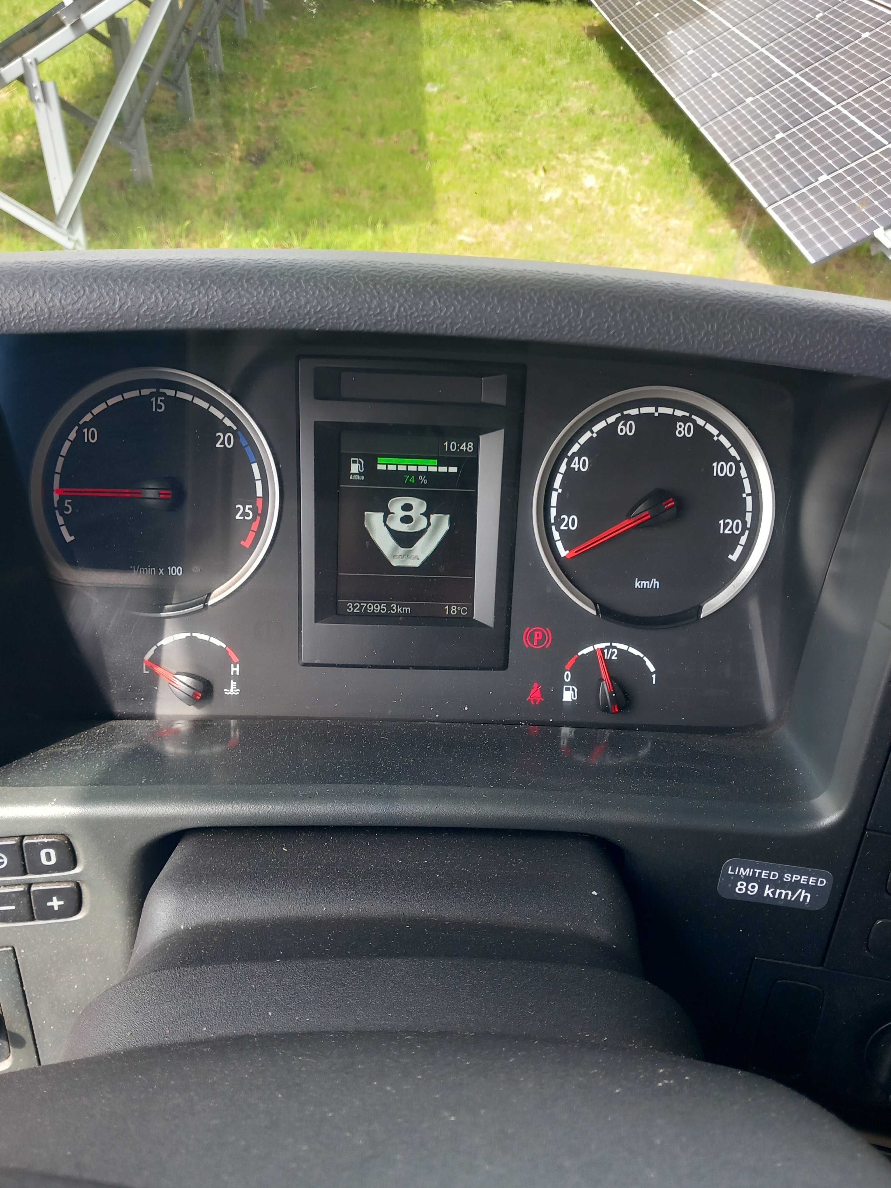 Scania R520 z dźwigiem HDS do drewna