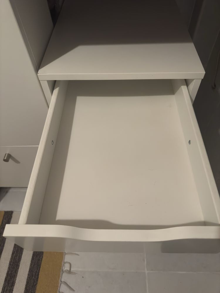 Conjunto de gavetas Ikea