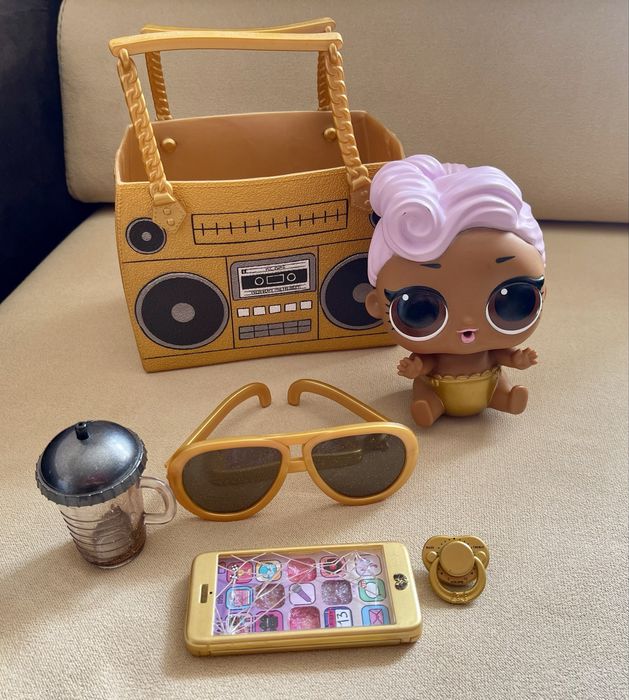 Большая лол , LOL Surprise! Oh Ooh La La Baby Surprise Lil DJ Queen