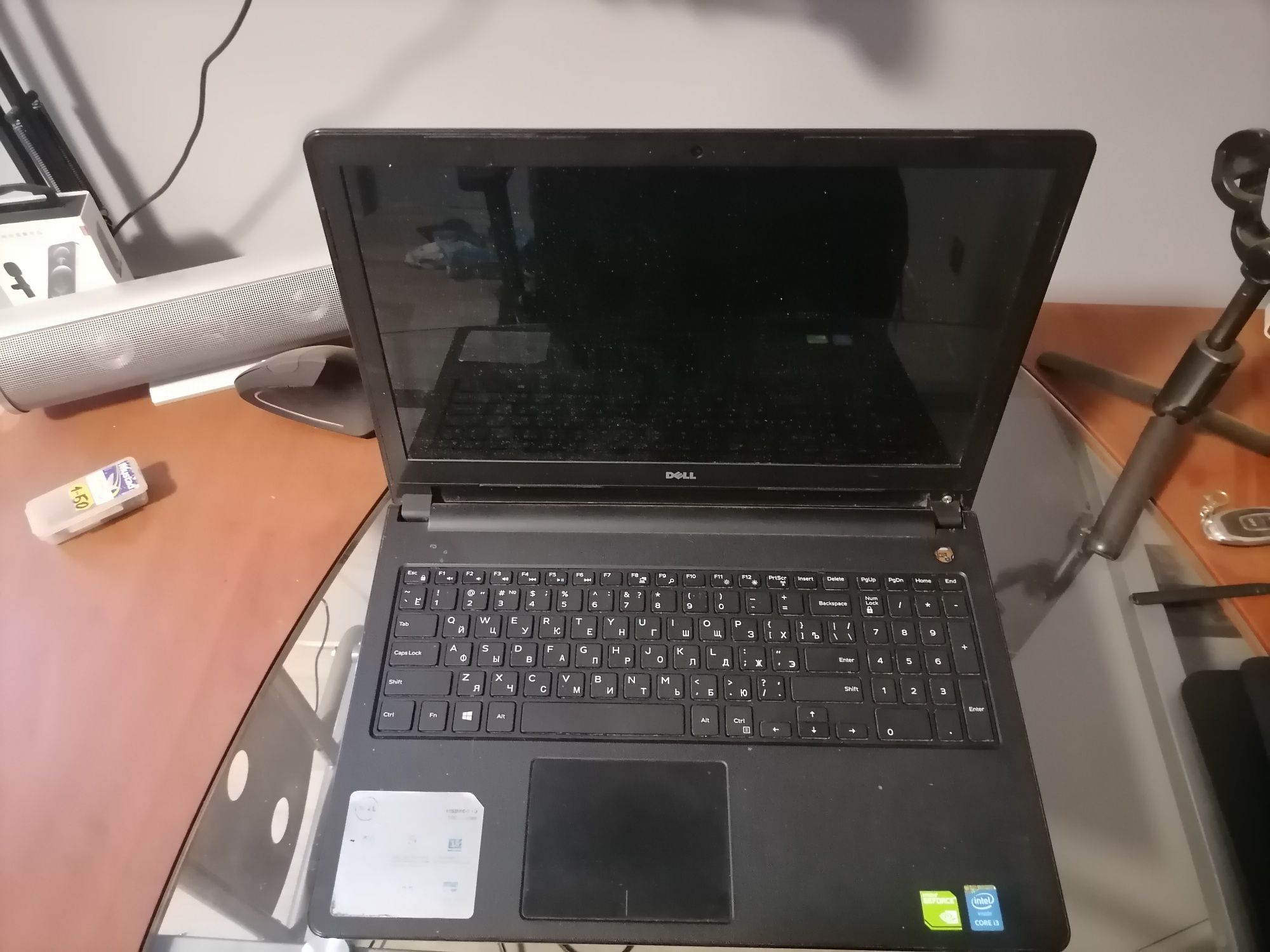 Dell inspirion 15 на i3