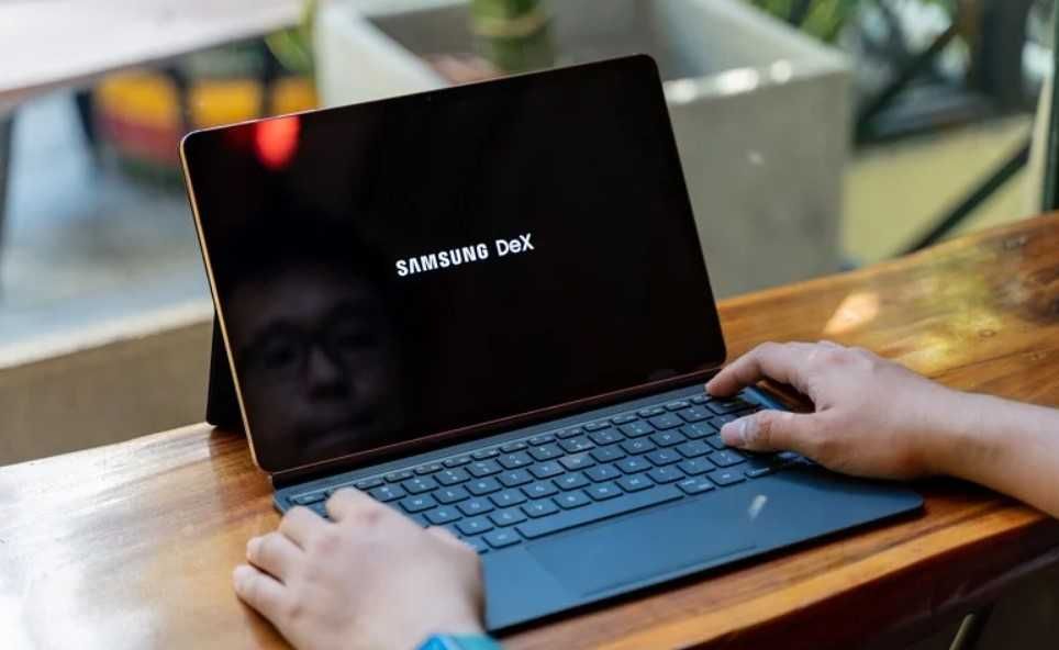 Планшет ноутбук Samsung Galaxy Tablet PRO 11 Дюймів 256Gb