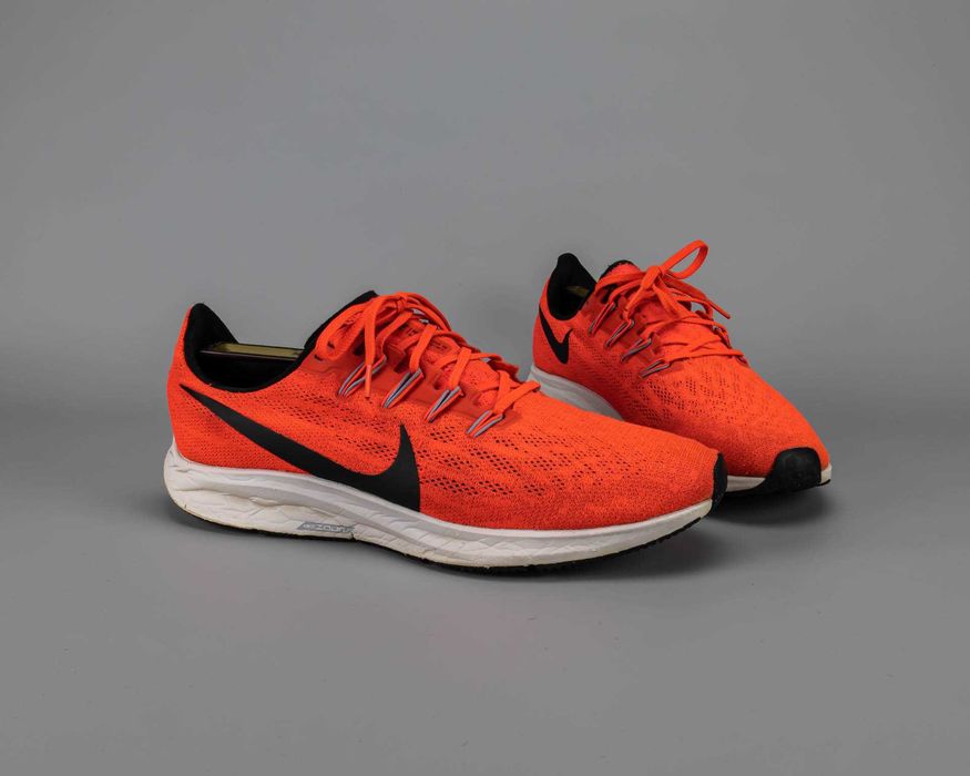 Яркие беговые кроссовки Nike Zoom Pegasus 36.45 размер