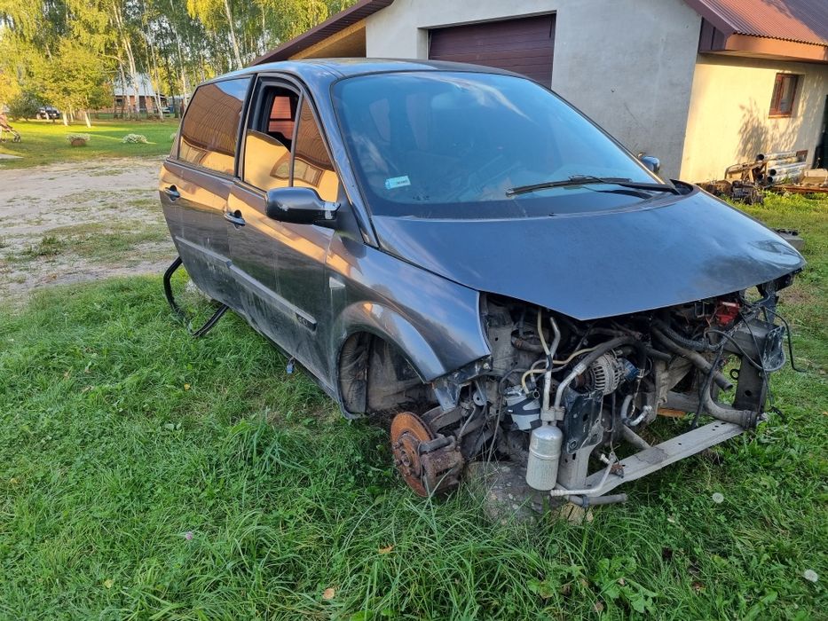 Розбираю Renault Scenic Рено сценік 2