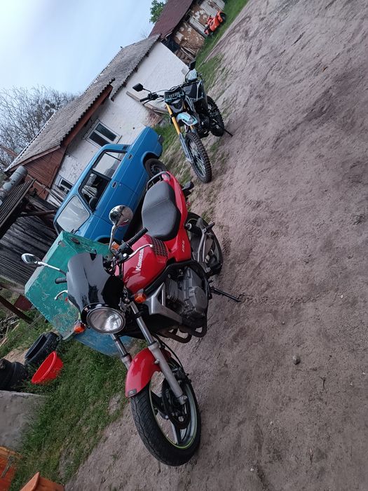 Kawasaki ER-5 twister