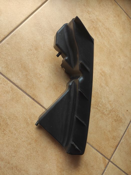 Lewy ślizg zderzaka LAND ROVER EVOQUE