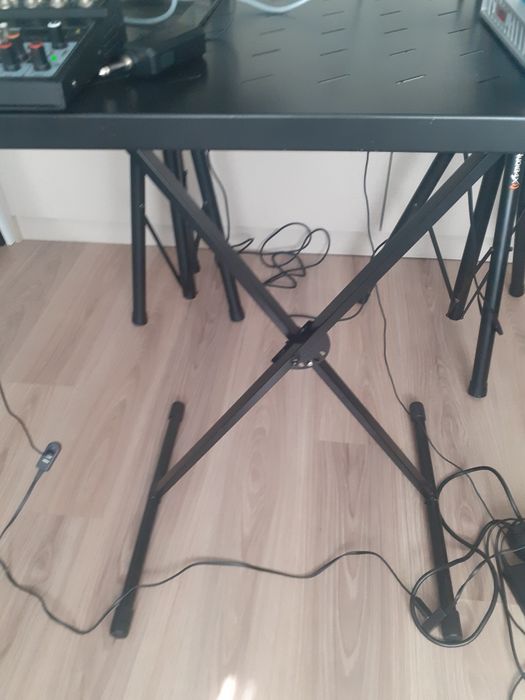 Mesa para dj/pianista