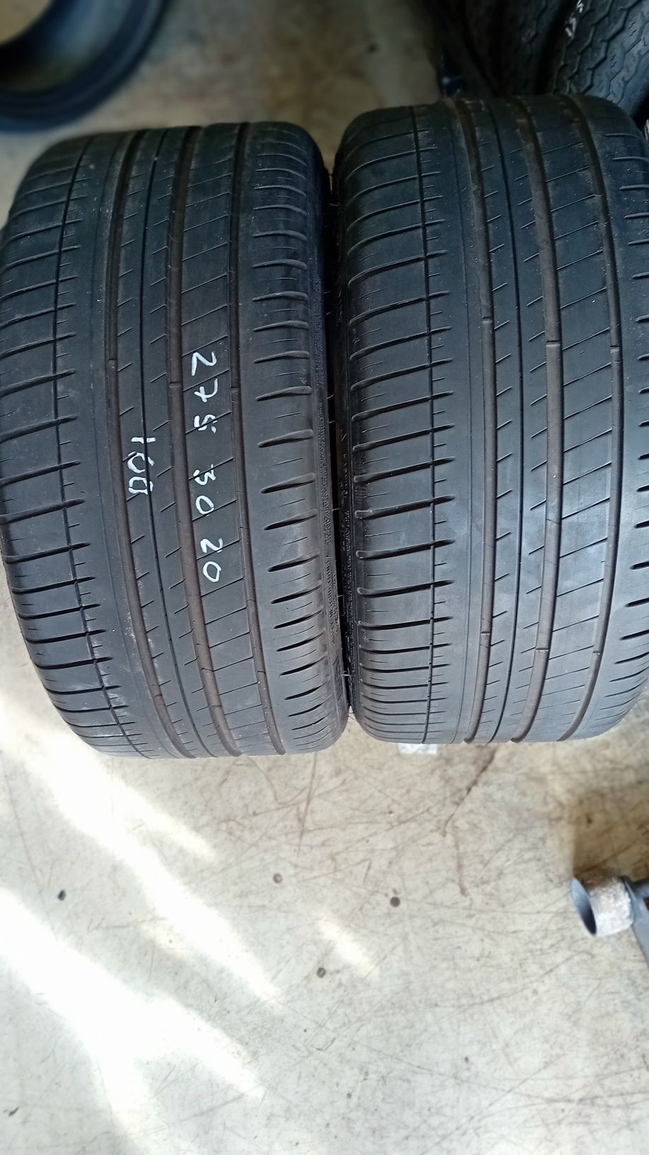 Pneus 275/30/20 michelin