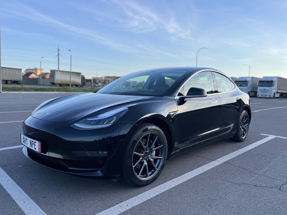 Tesla Model 3 Long Range Dual Motor