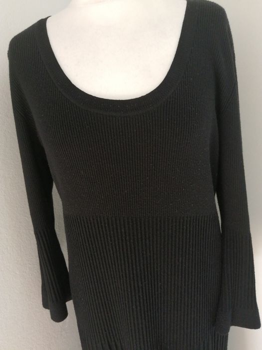 Śliczna sukienka sweterkowa na różne okazje