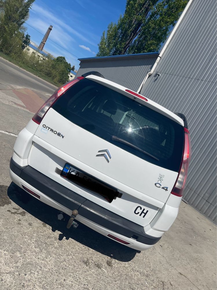 Продам авто citroen c4 2011 grand picasso