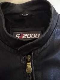 Кожаная куртка бомбер брендовая куплена в Германии унисекс