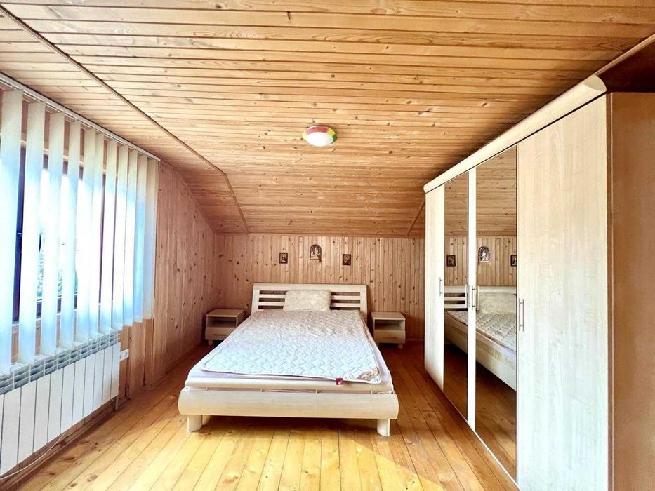 Продаж будинку, вулиця Білогорща