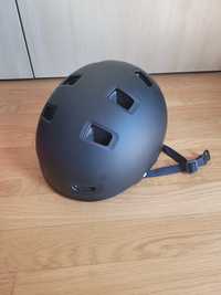 Kask oxelo 59-62 jak nowy