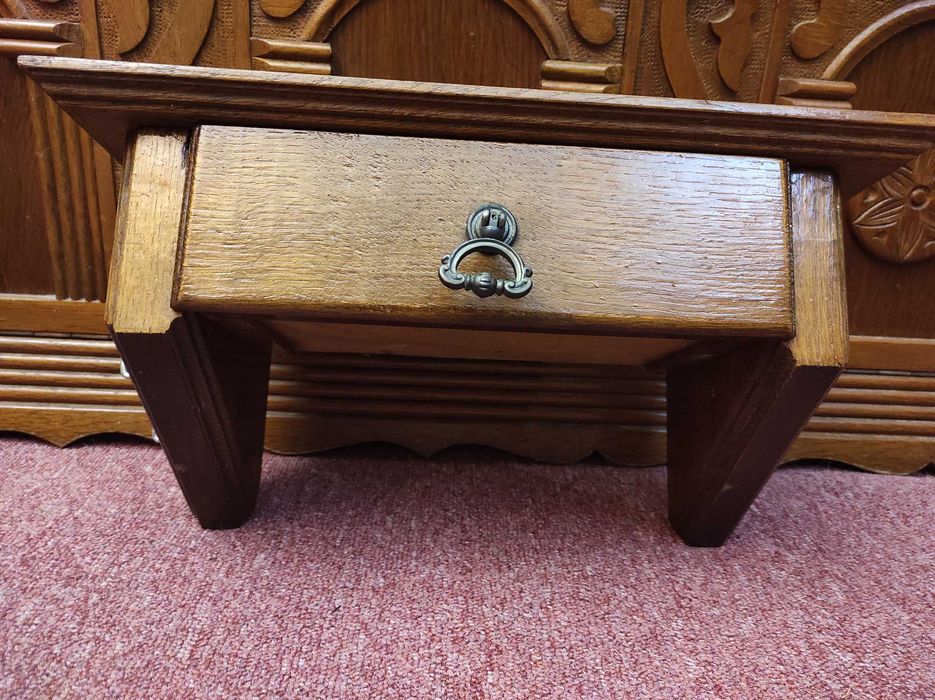 Drewniana Półka z szufladą na klucze 40 cm,