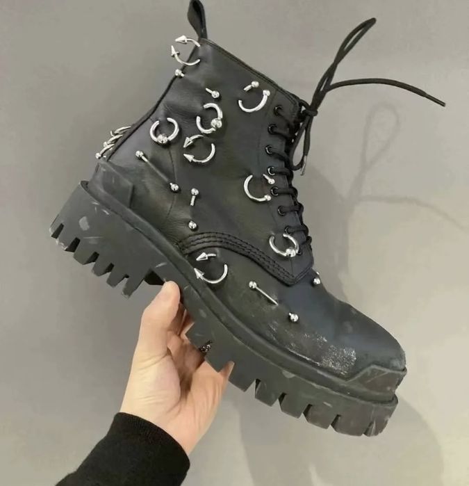 Страйки strike balenciaga обувь опиум архив