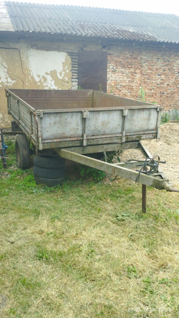 Прицеп самоскидний