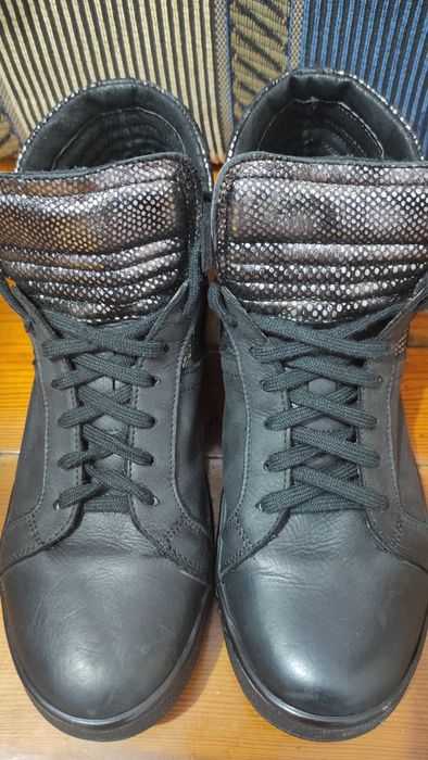 Шкіряні весняні черевички! Устілка-25см.