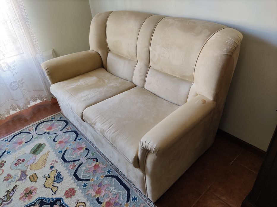 Sofá vintage em tecido s/ danos