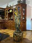 Estátua com Base