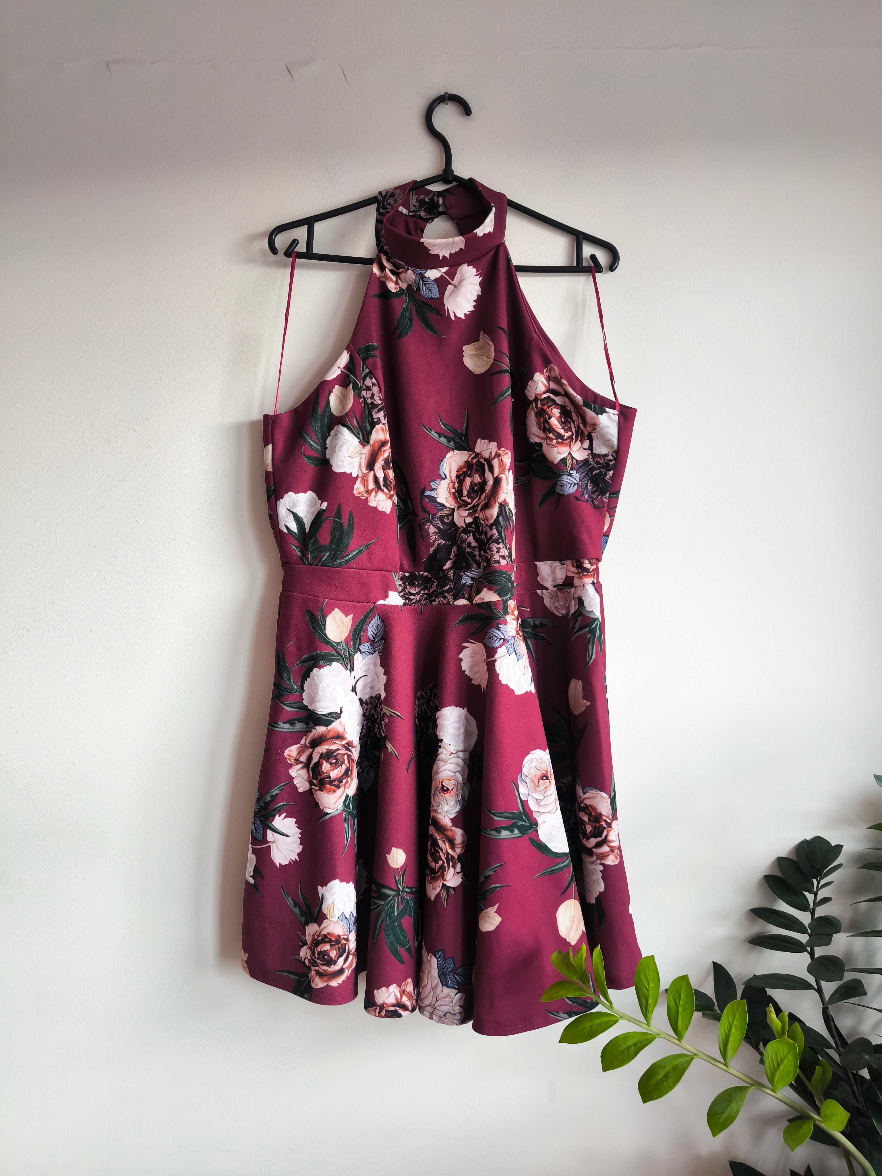 Przepiękna, bordowa sukienka w kwiatki marki Select w rozmiarze 3XL/46