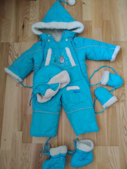 Зимовий комбінезон
