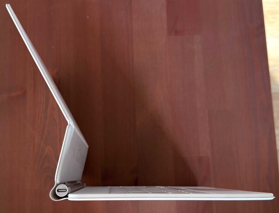 iPad Magic Keyboard jak nowa