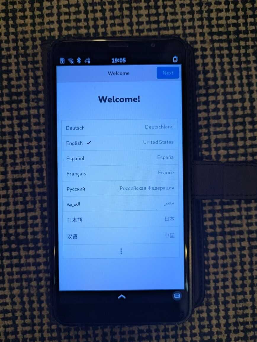 Purism Librem 5 3/32 telefon smartfon linux gnu/linux prywatność