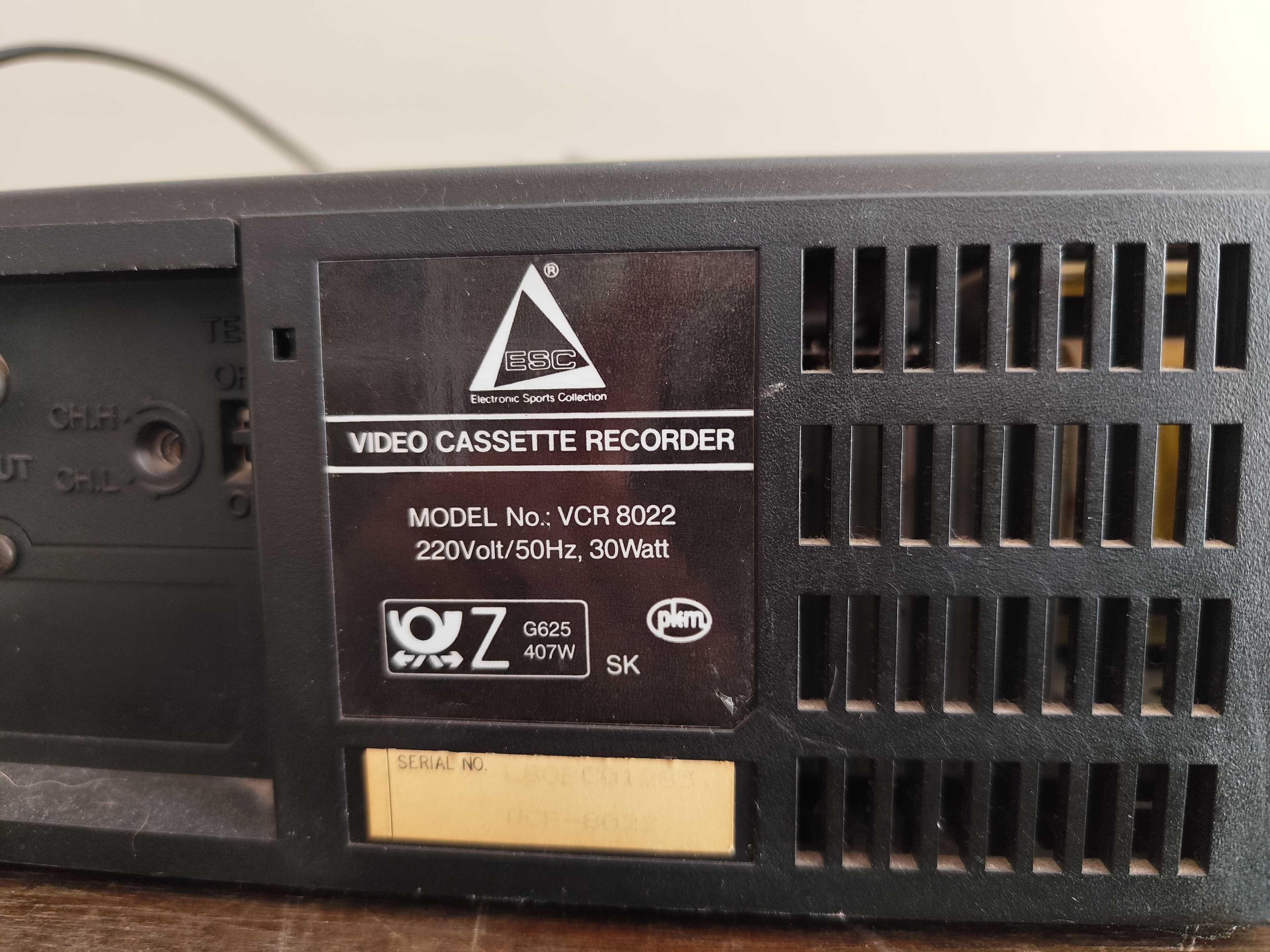 Magnetowid Video Cassette Recorder VCR-8022 ESC Condor? HVS