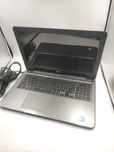 Na Lewara Laptop Dell Inspiron 5567