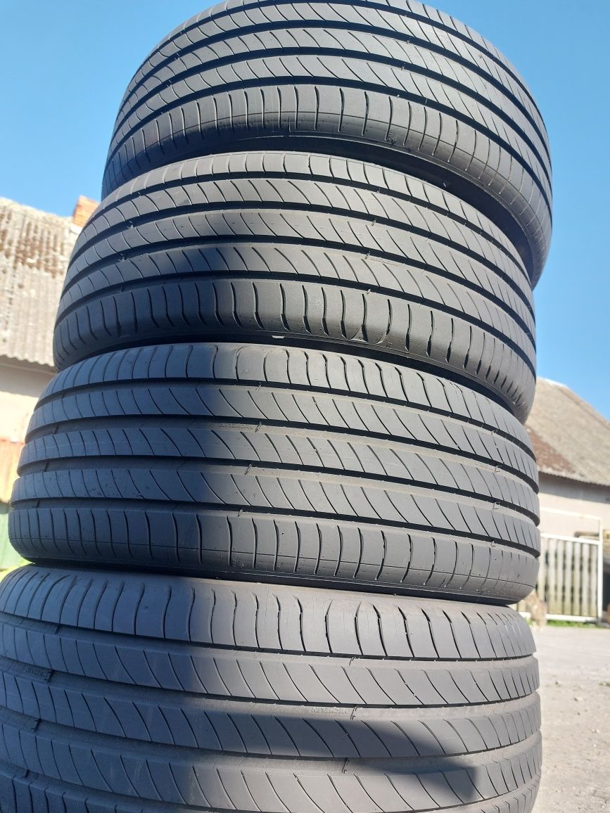 Opony 225/55 R18