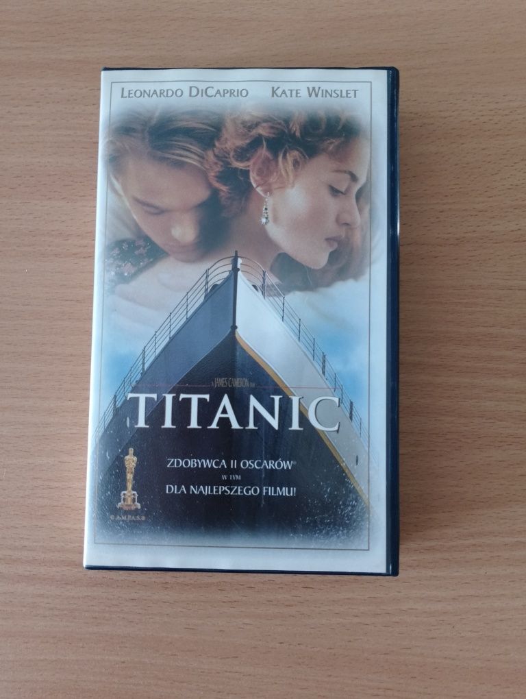 "TITANIC" kaseta VHS, film video, melodramat, L. DiCaprio, K. Winslet