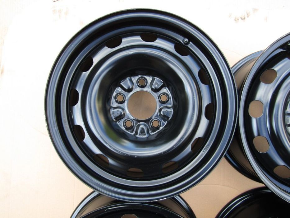 1x Felga 18 Fiat Freemont Dodge Journey Chrysler Grand Voyager 5x127 ET40