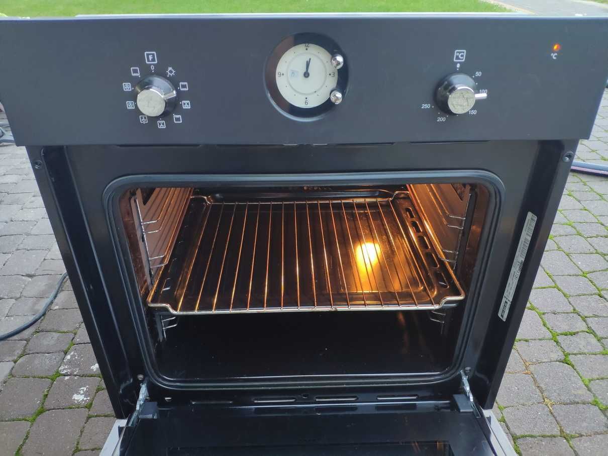 Piekarnik IKEA FXVM6