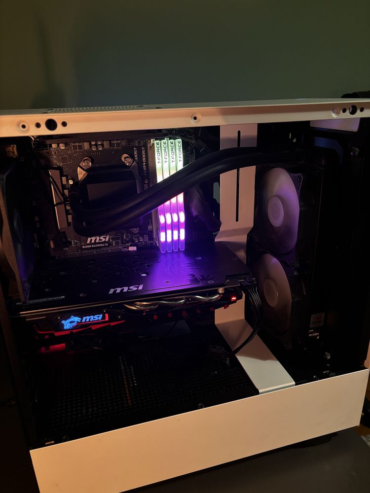 Komputer gamingowy z chłodzeniem wodnym GTX1060 GAMING X/RYZEN 5/16GB