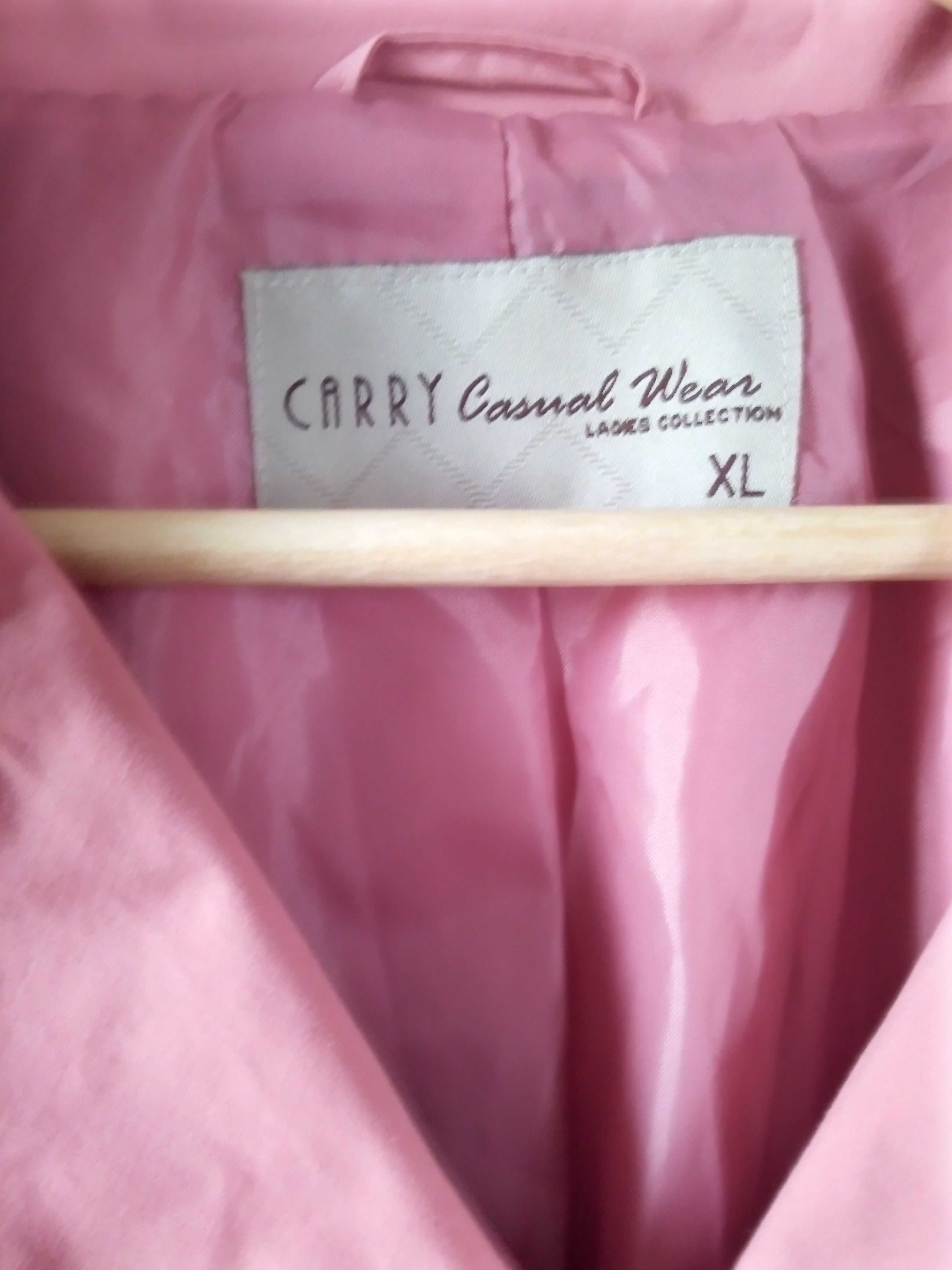 Wiosenny płaszcz firmy Carry rozmiar XL kolor pudrowy róż Stan idealny