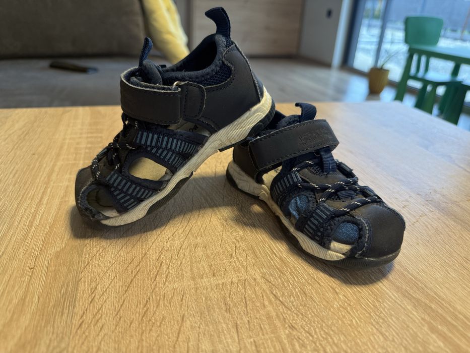 Sandaly 24 Action Boy