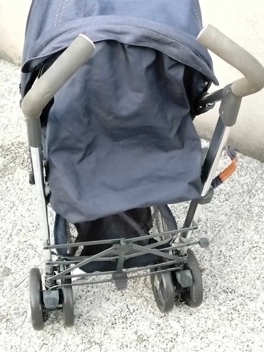 Só hoje 15€ Carrinho de bebe Chicco em inox