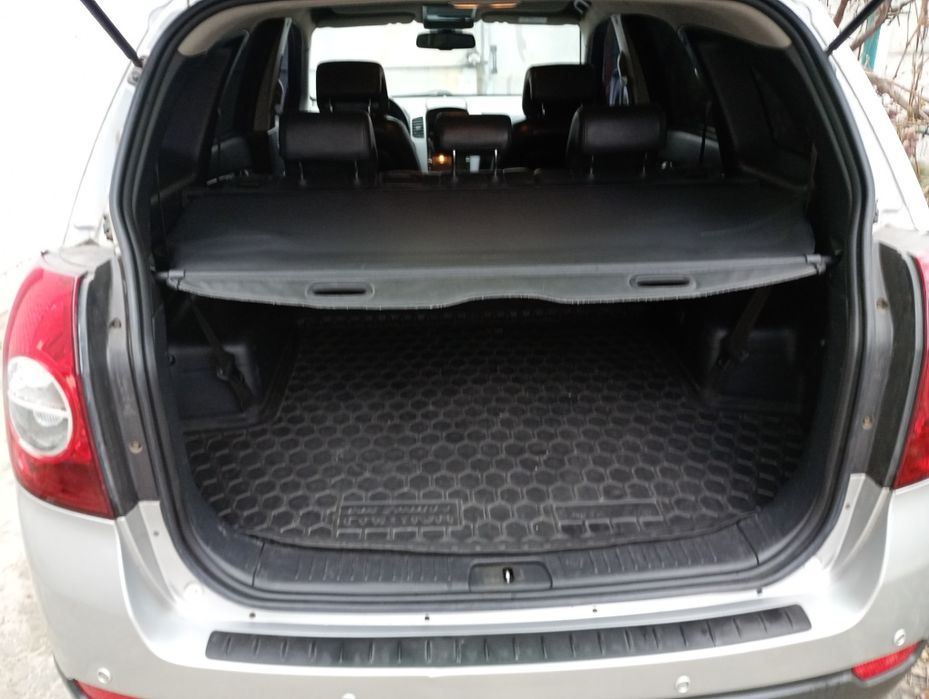 Chevrolet Captiva C100 2.0D