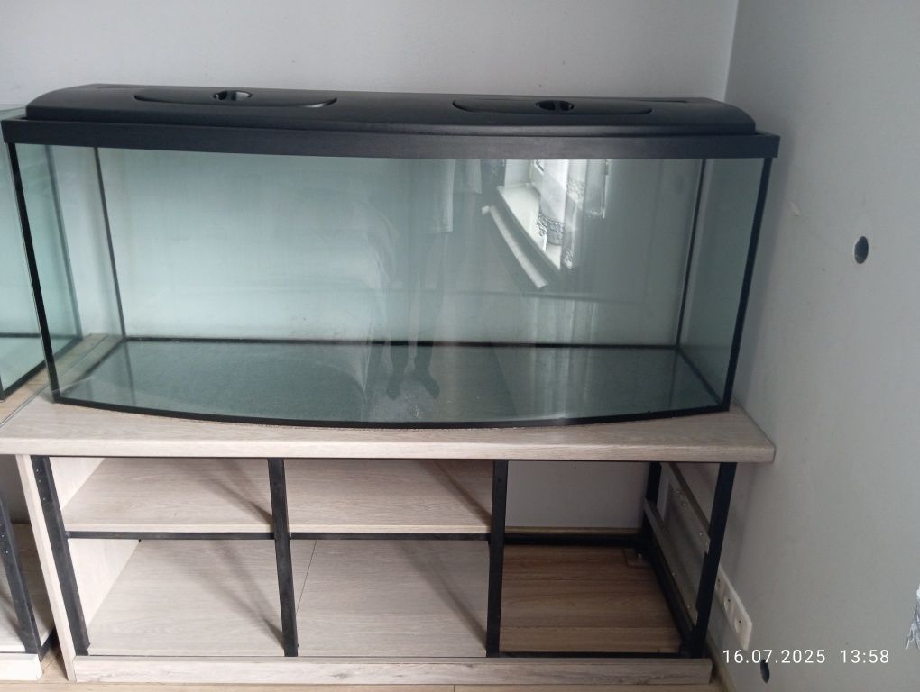 Sprzedam Akwaria 450L