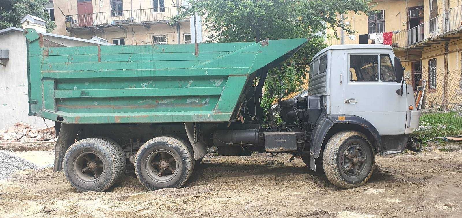 Екскаватор - погрузчик JCB 3CX. Камаз самоскид 5511