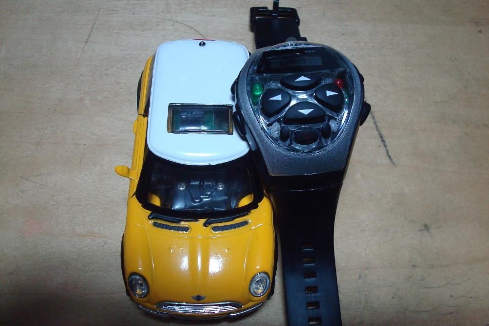 2001 yellow Mini-Cooper Remote-Control-Watch impcavel