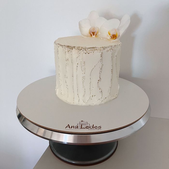 Rissois, bolos brigadeiros para festas