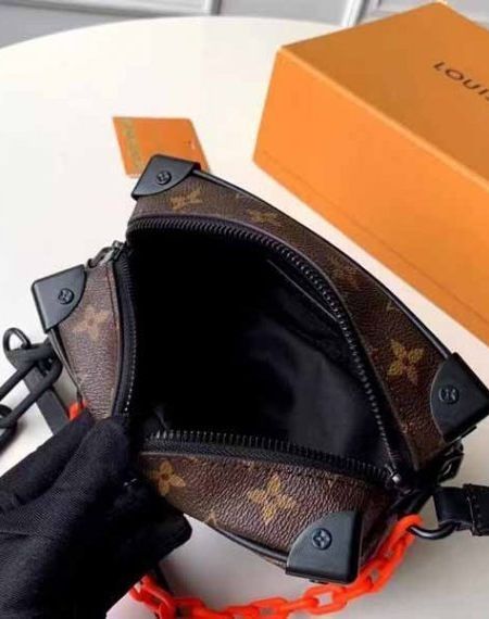 Сумка MINI SOFT TRUNK, коричневая
