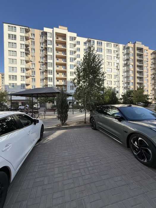 Продам 3к 68.1 м2 ЖК Дніпровська Брама котеджний комплекс Золоті Ключи